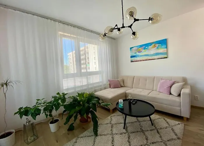 Lucao Family Apartment, 1-4 Guests, 55m2, Balcony, Free Parking, Wifi, Aircondition, 8km Old Town, *